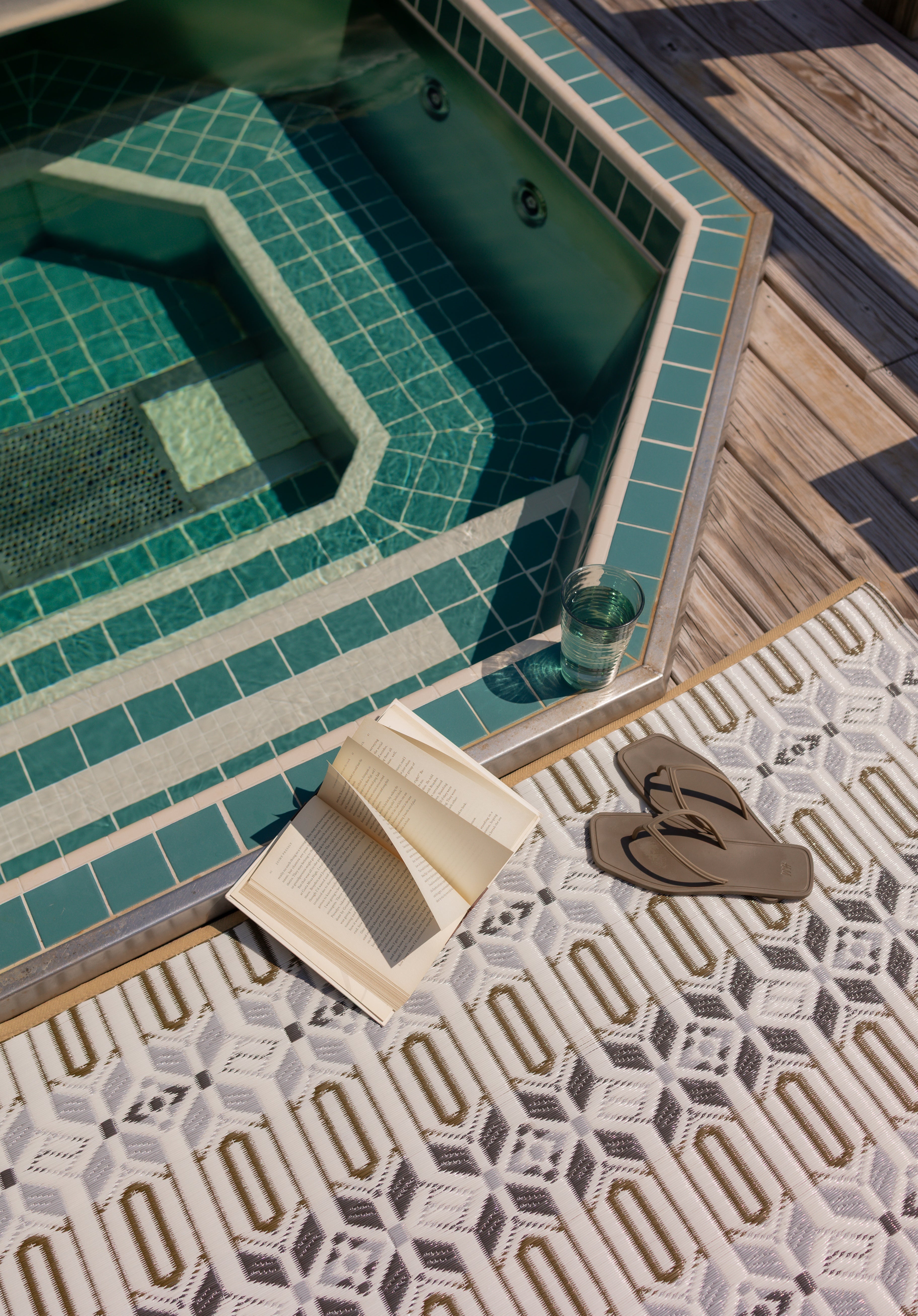 Moroccan Cool Silver Outdoor Mat