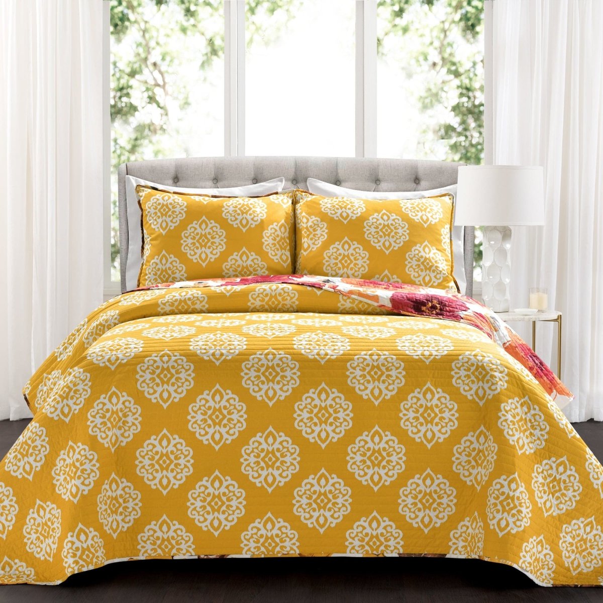 Leah 3 Piece Reversible Quilt Sets - 5 Colors
