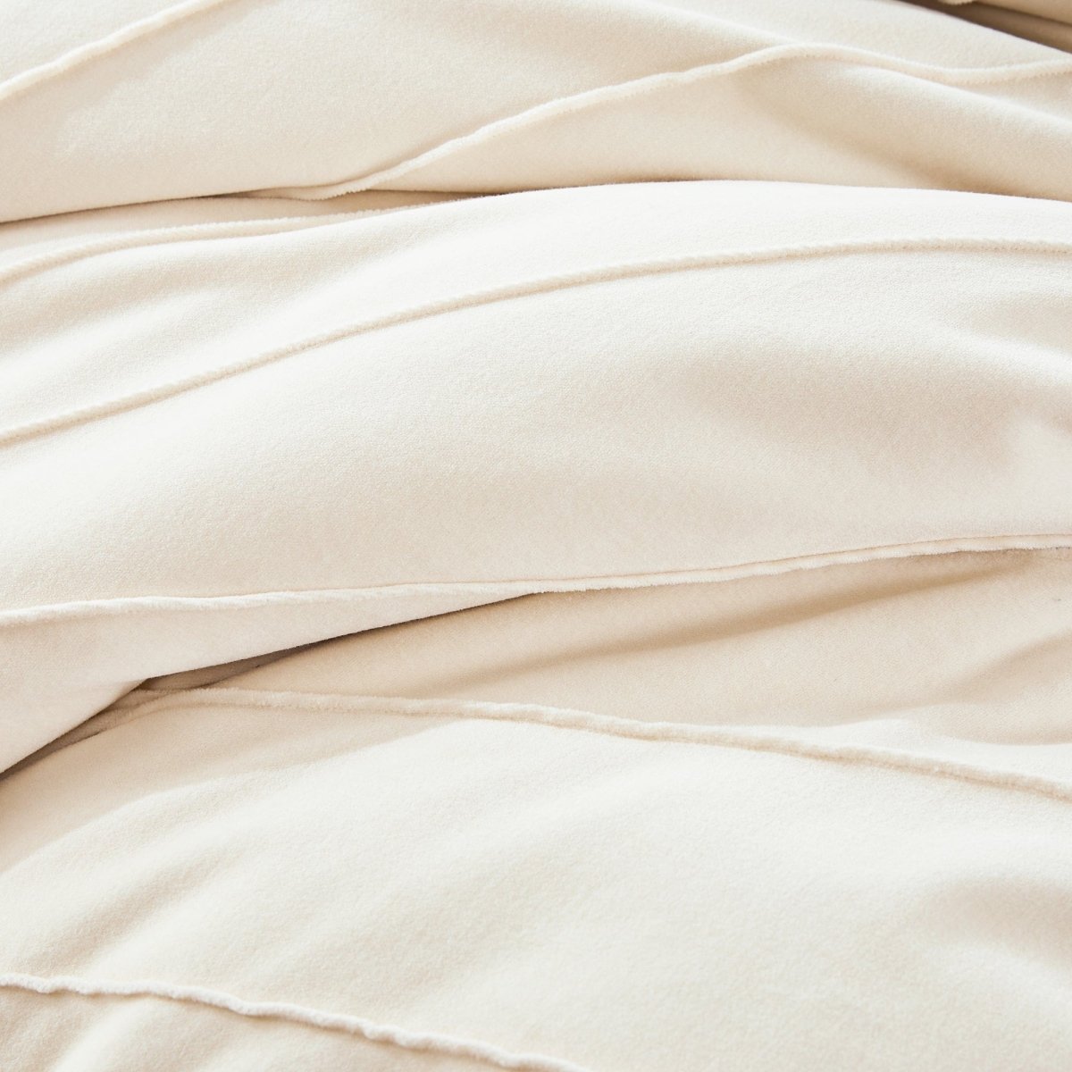 Solar Drift Velvet Duvet Cover Set - Cream