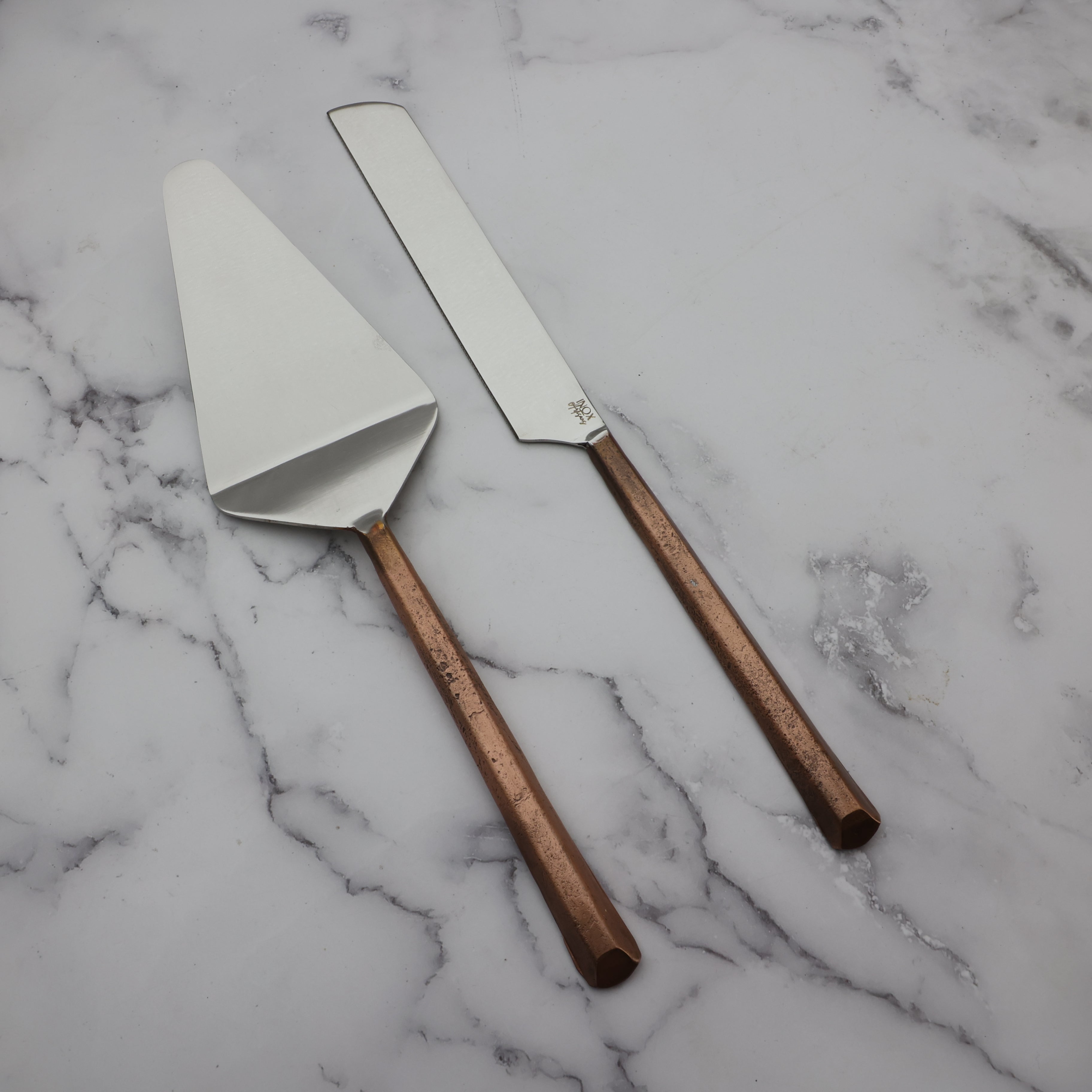 Plataeu 2 Piece Cake Serving Set
