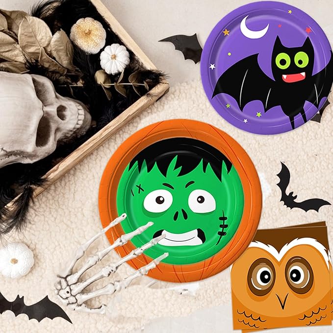 105 Piece Assorted Halloween Paper Plates & Napkins - Serves 30