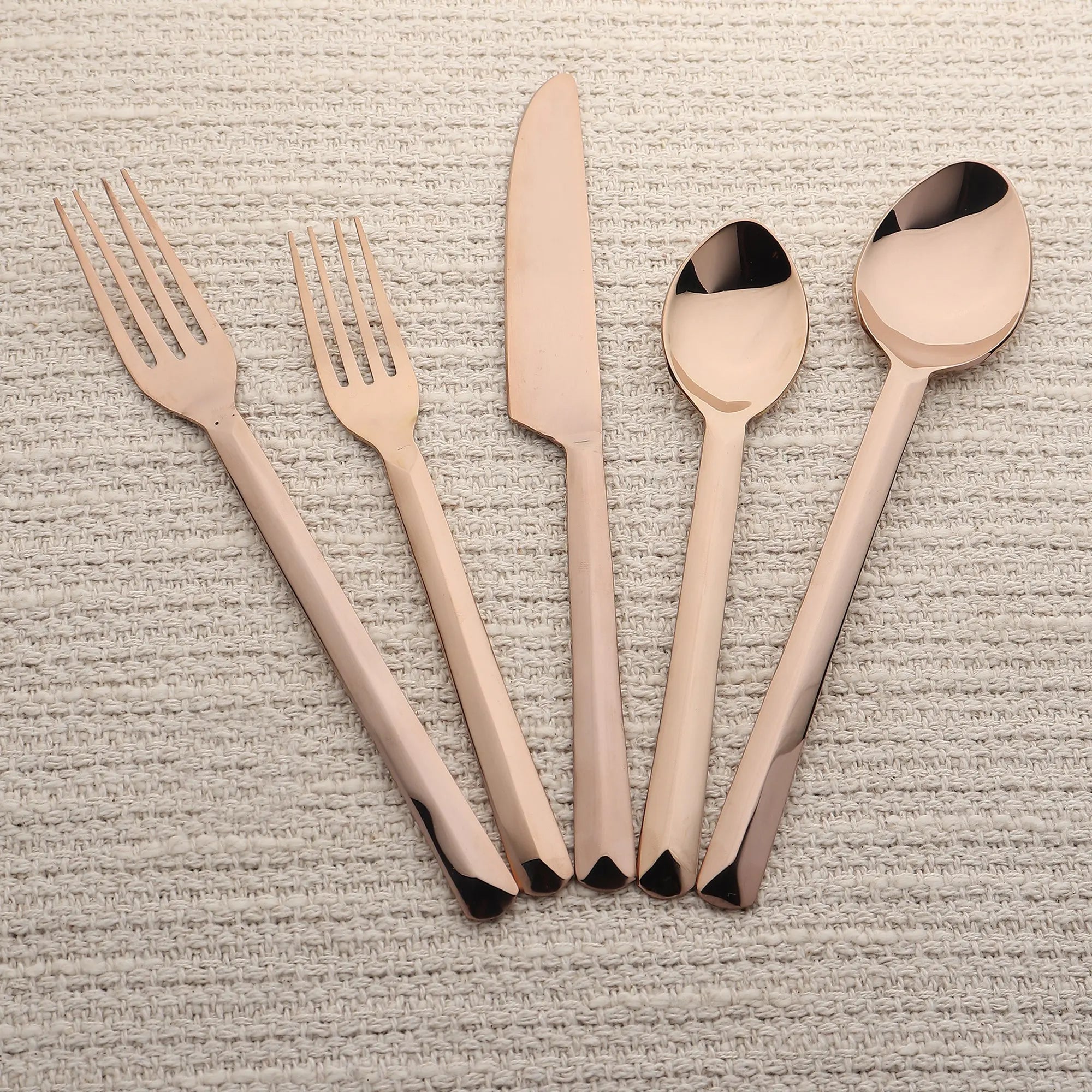Ariella 5 Pc. Flatware Set in Bronze or Gold