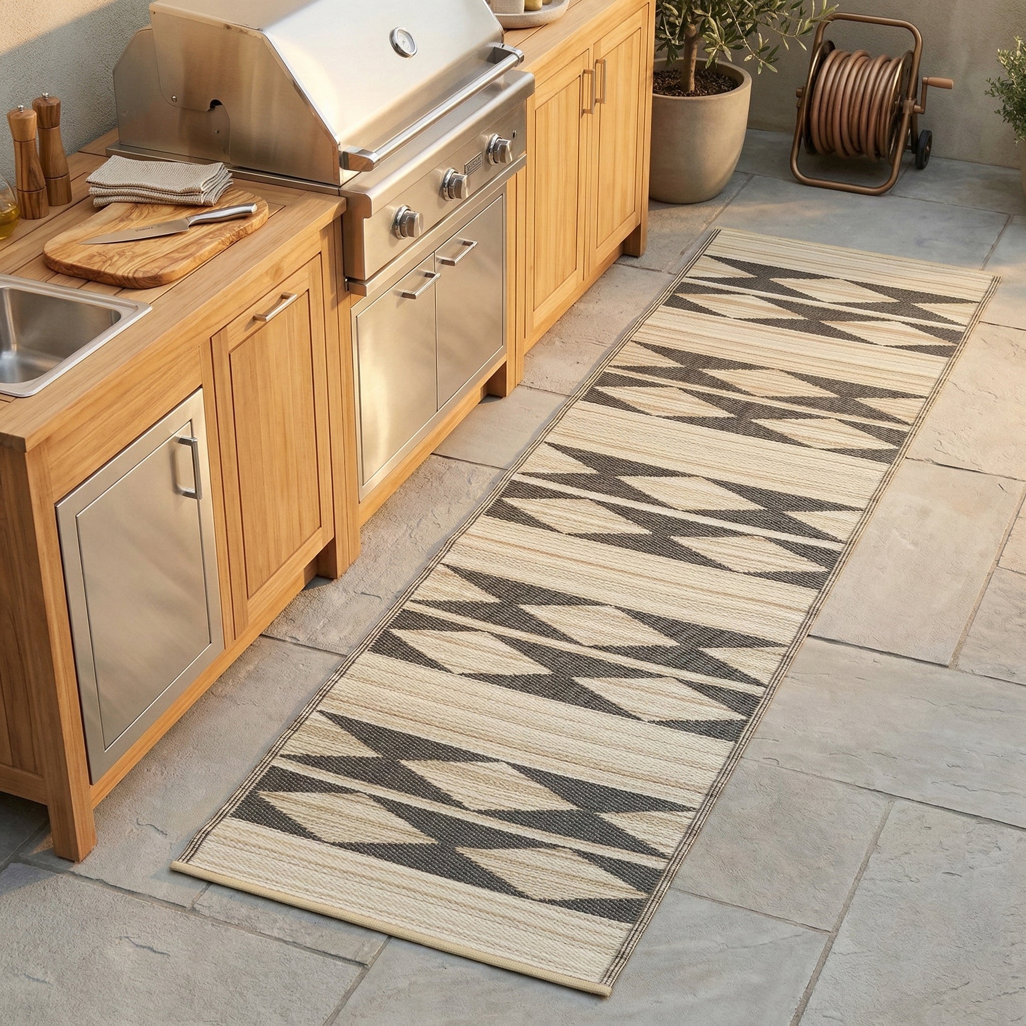 Cairo - Natural/Black Reversible Outdoor Rug