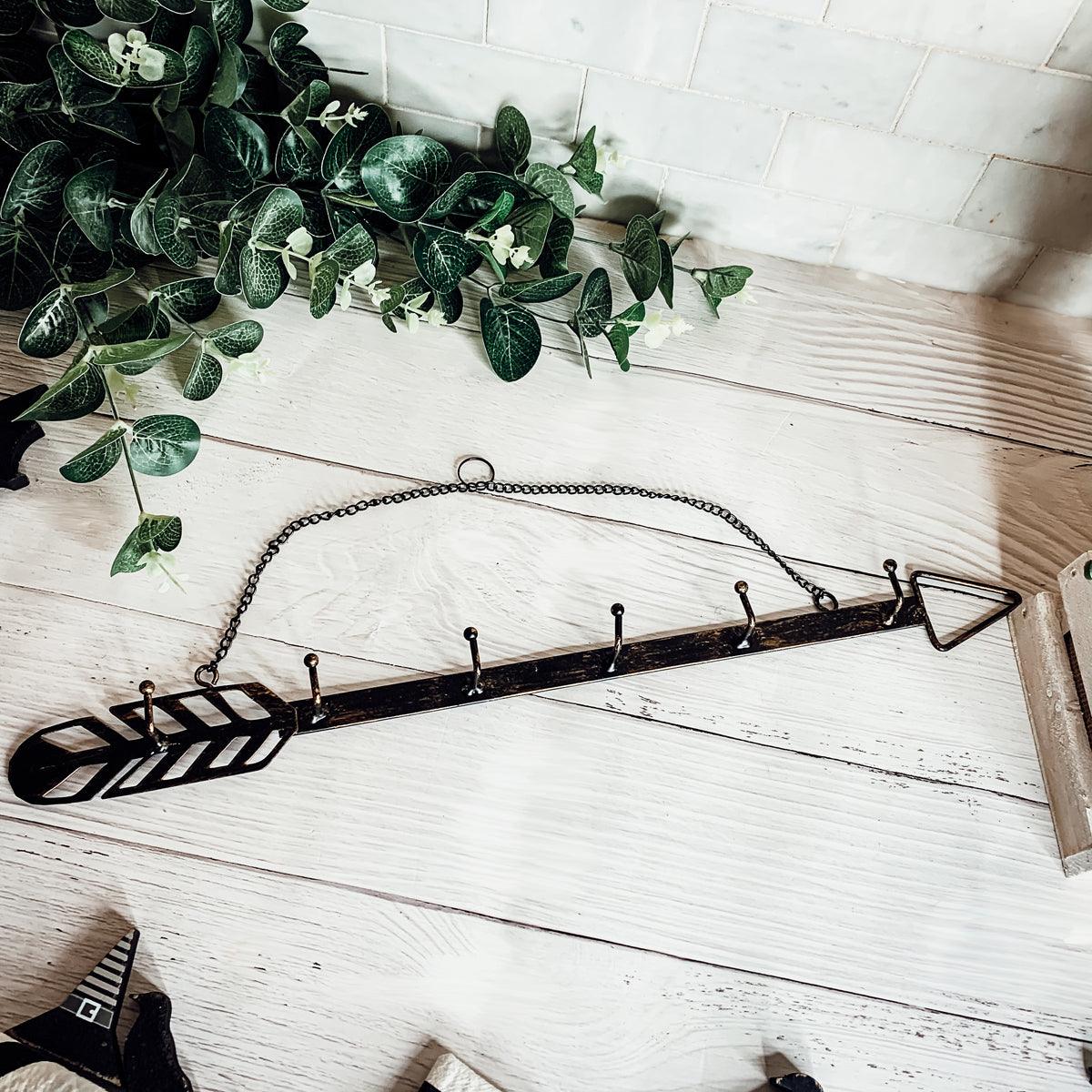 Hanging This Way Decorative Metal Arrow Wall Hooks