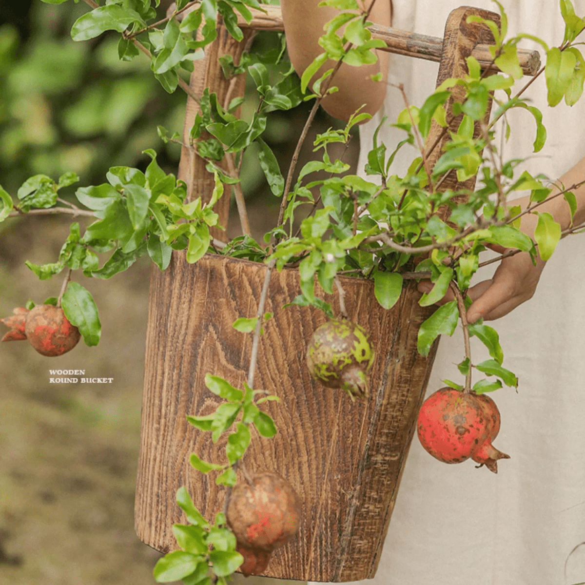 Antique-Style Wooden Round Bucket