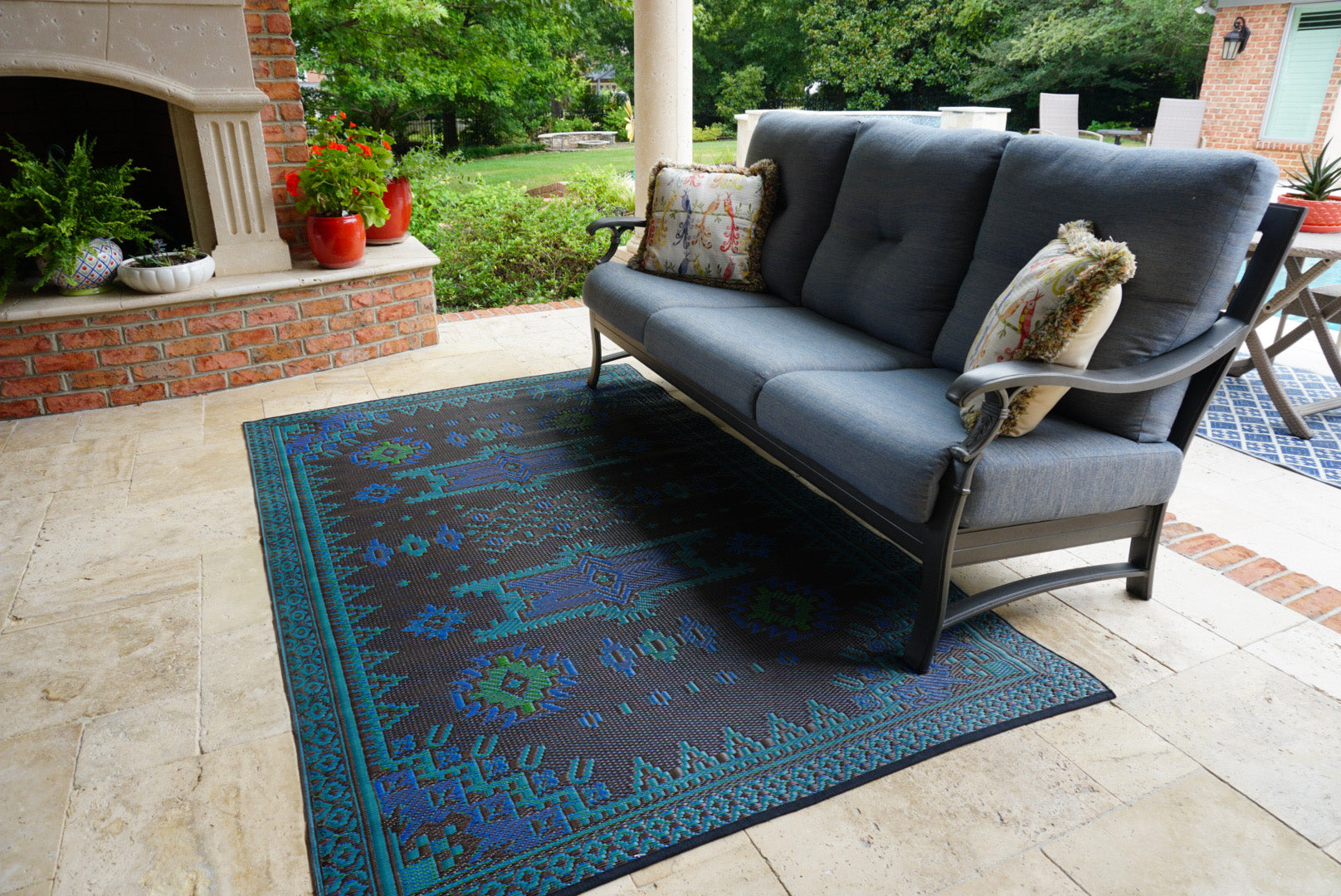 Apache Black & Aqua Reversible Outdoor Mat