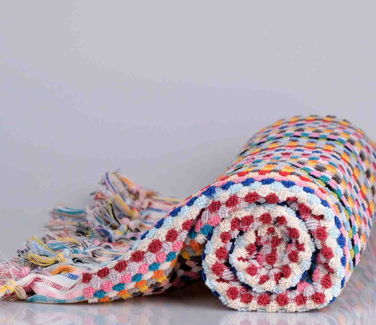 Pom Pom Bath Towel