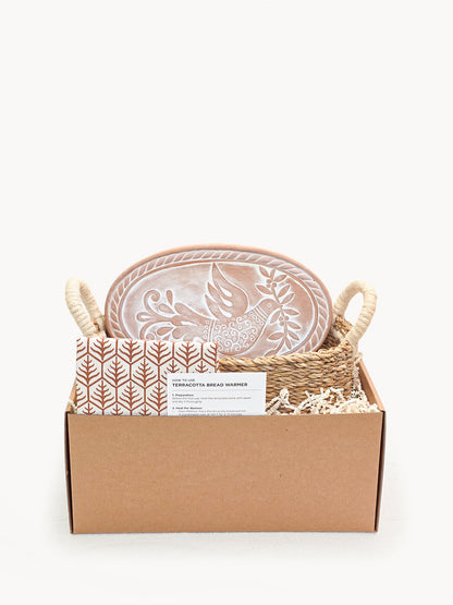Bread Warmer &amp; Basket Gift Set with Tea Towel - Bird Oval