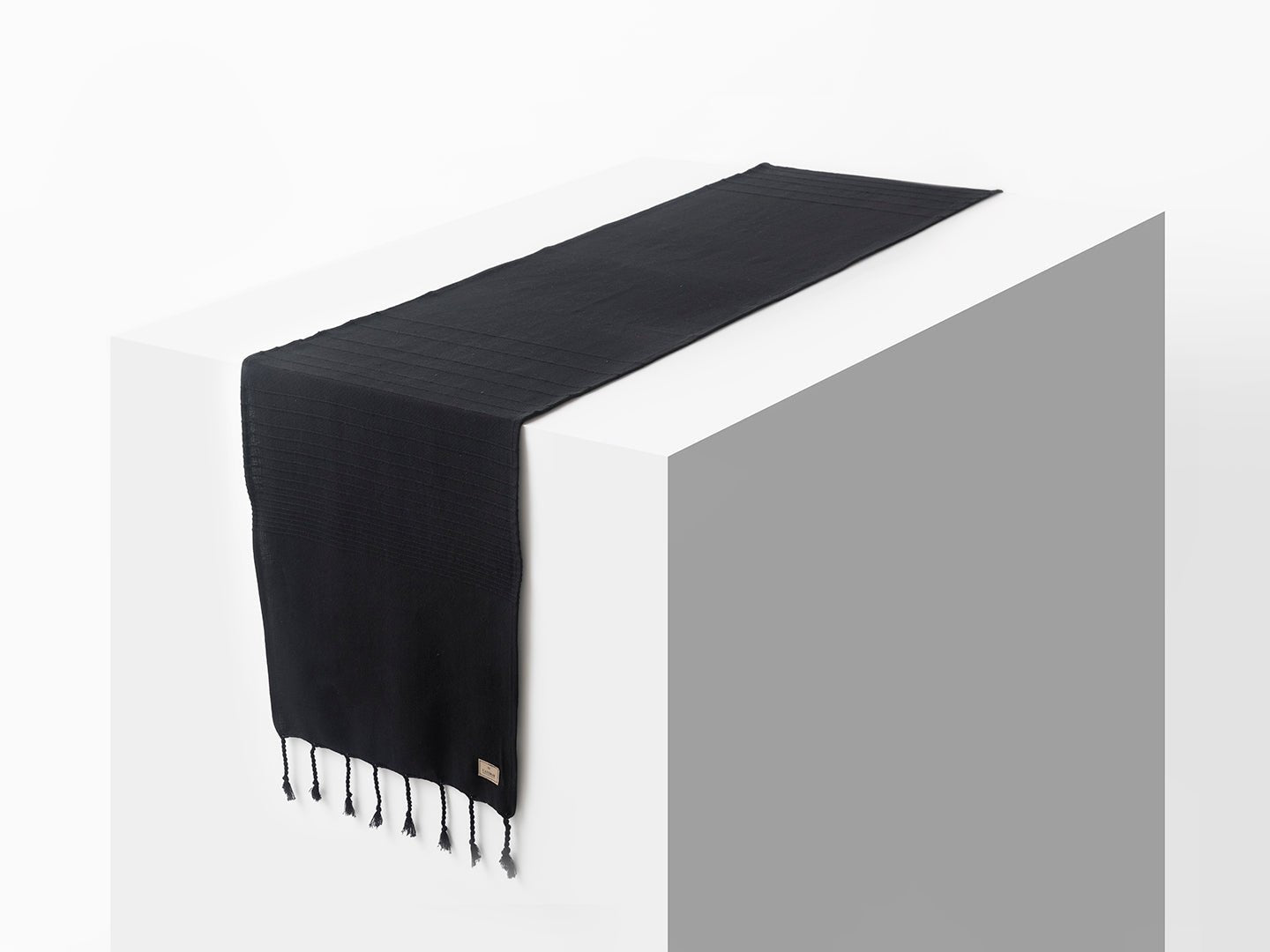 Niebla Table Runner