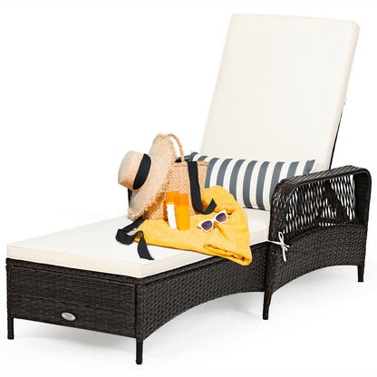 Outdoor Wicker Chaise Loung with Adjustable Backrest and Pillow