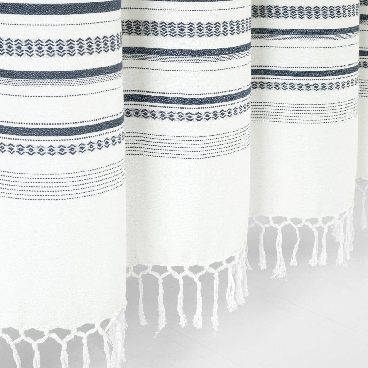 Urban Woven Yarn-Dyed Recycled Cotton Blend Shower Curtain