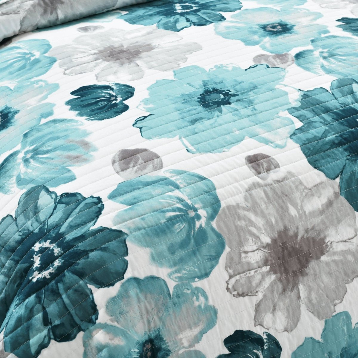 Leah 3 Piece Reversible Quilt Sets - 5 Colors