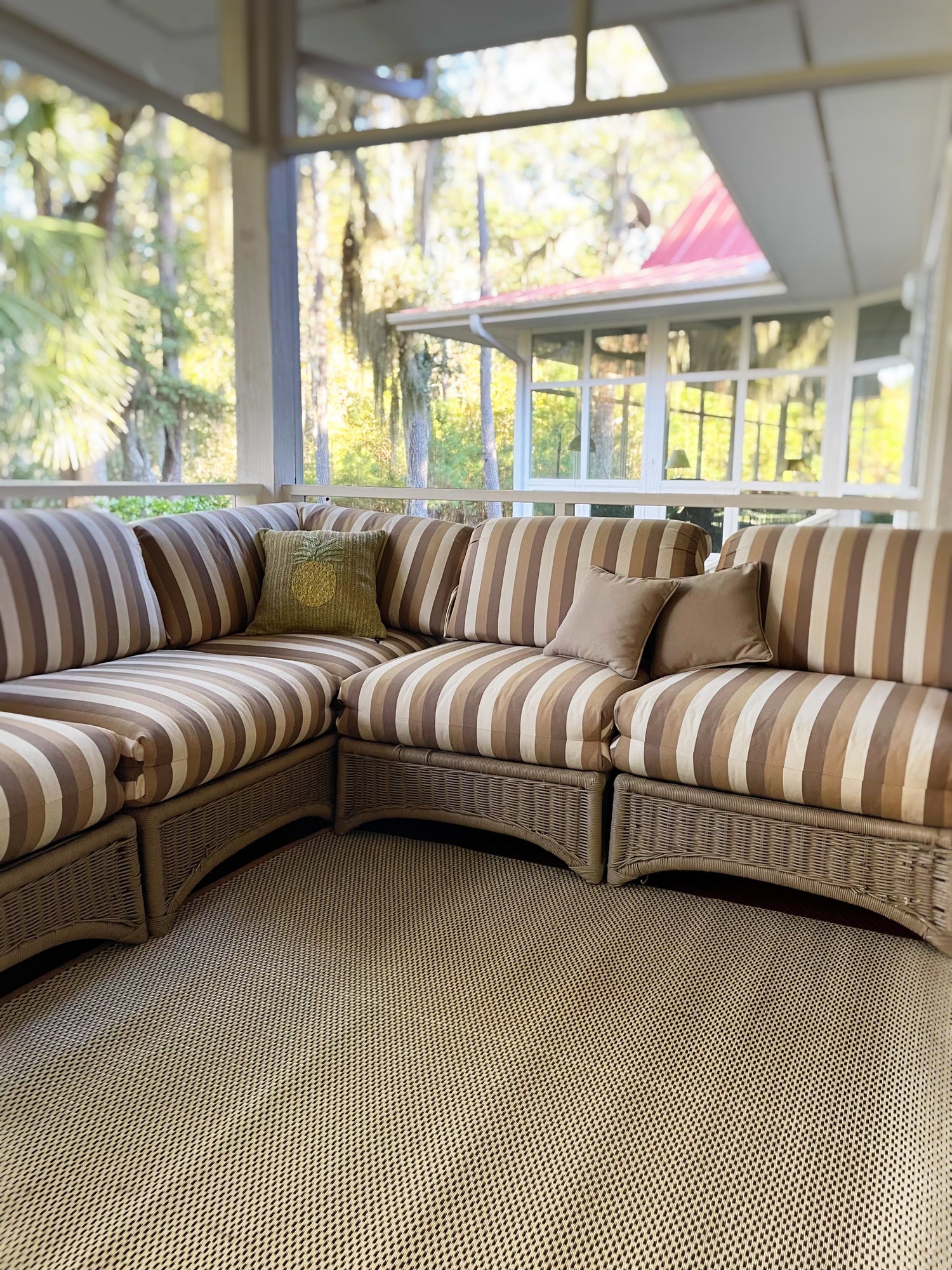 Basic Cream &amp; Brown Reversible Outdoor Mat