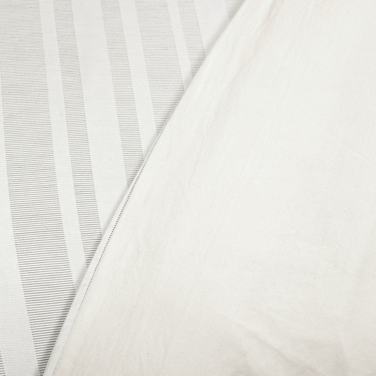 Sawyer Modern Broken Stripe Duvet Cover - 3 Piece Set