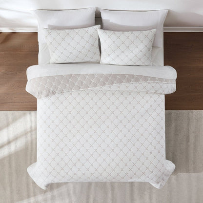 Diamond Leaf Jacquard Reversible Quilt Set - 3 Colors