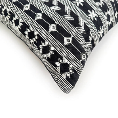 Black &amp; White Aztec Print Pillow Cover
