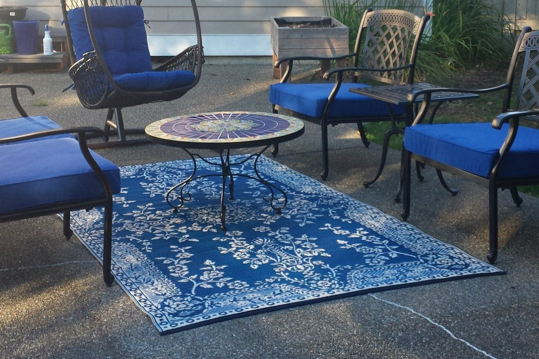 Garland Blue &amp; White Reversible Outdoor Mat