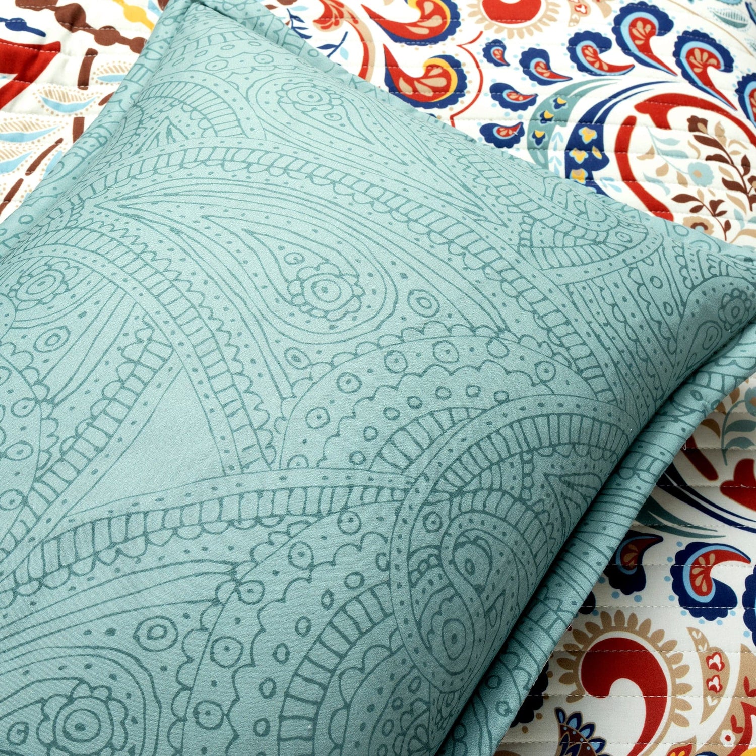 Boho Chic Reversible Quilt Sets - 2 Colors