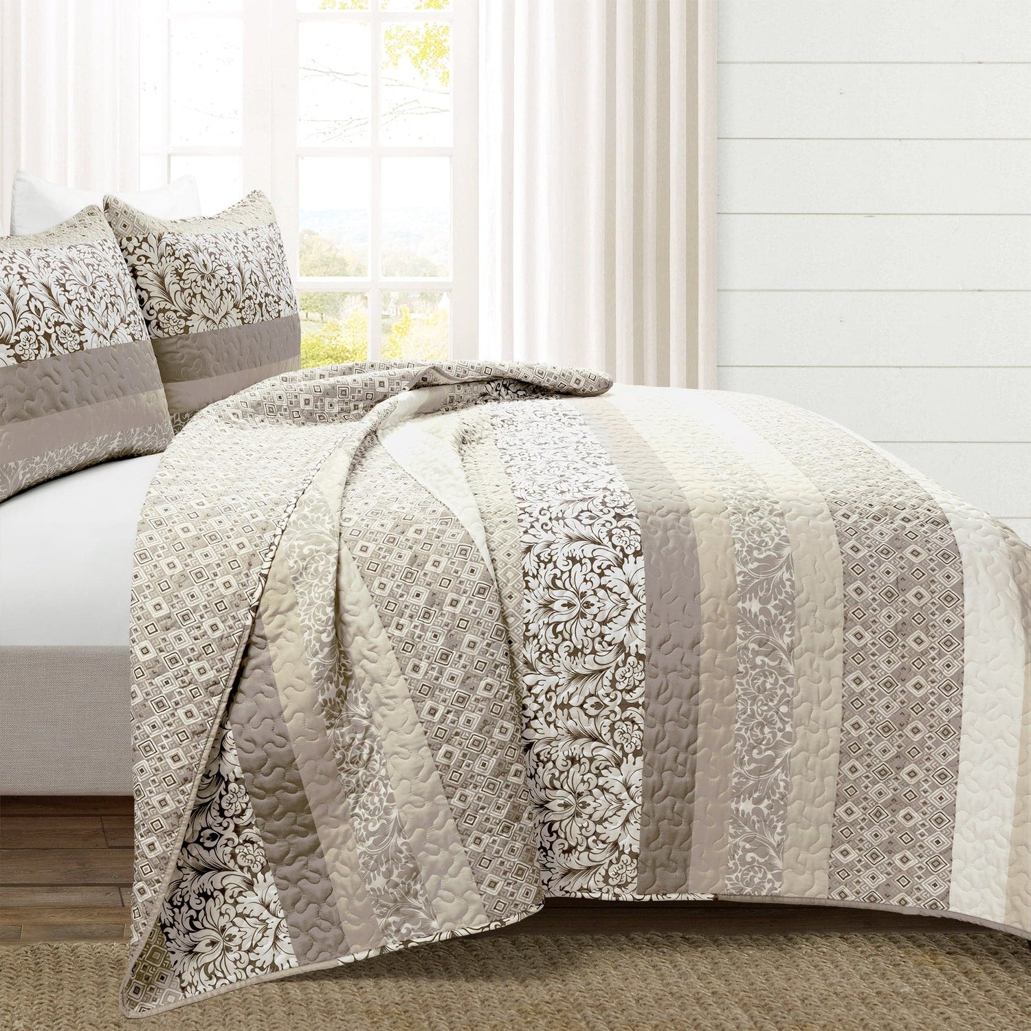 Boho Stripe Quilt Set