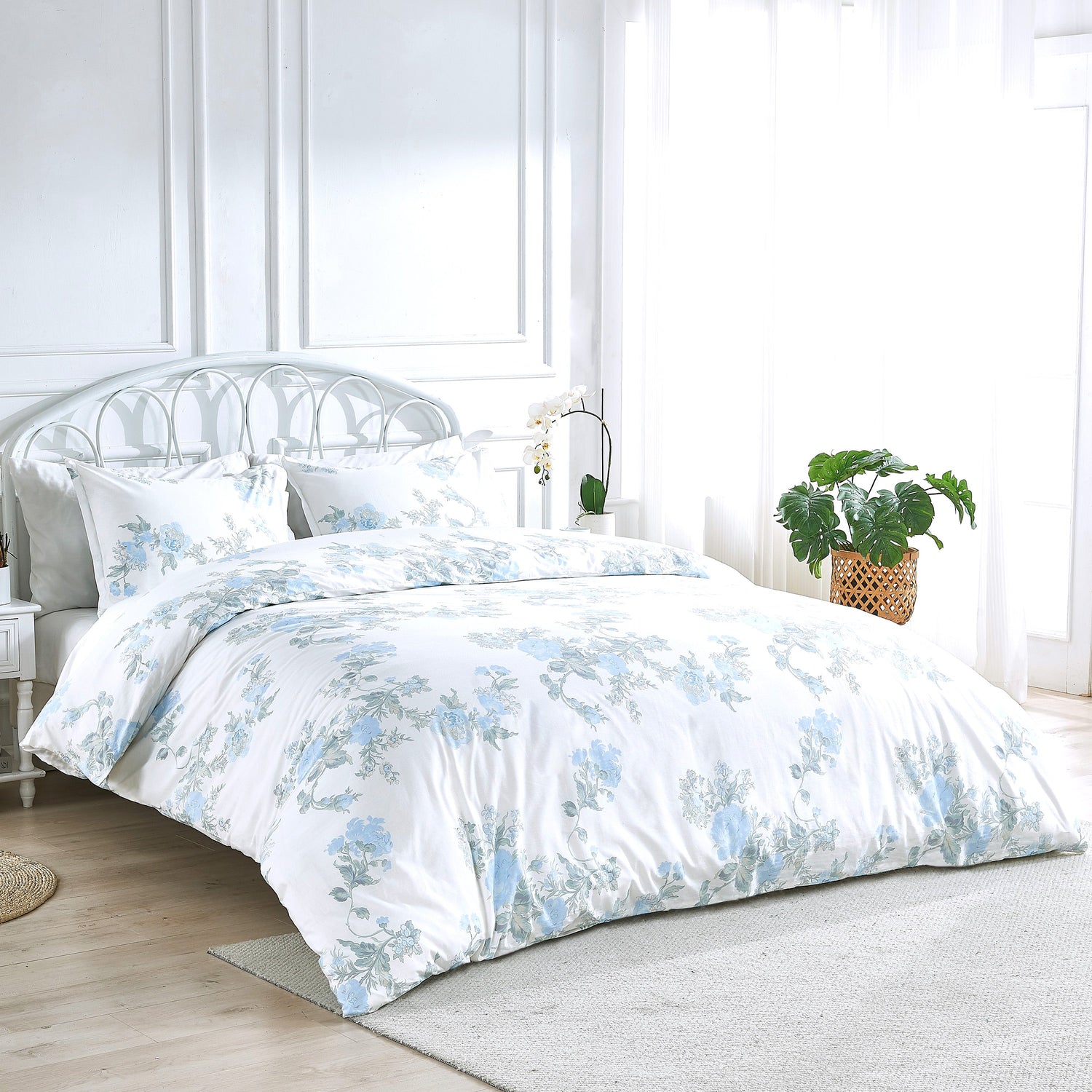 Jardin De Rose Printed Cotton Percale Duvet Sets