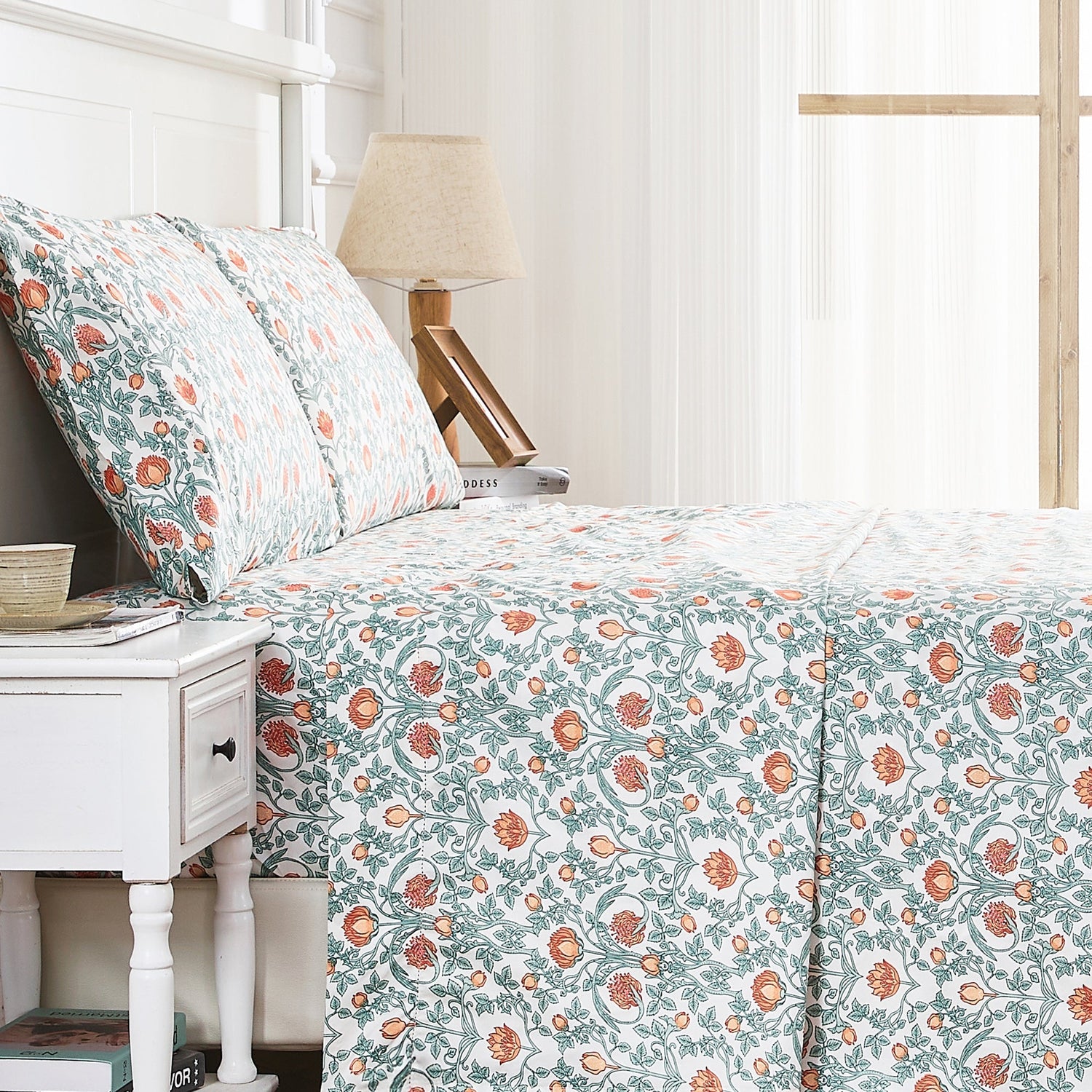 Arts &amp; Crafts Floral Printed Pillowcase Pair