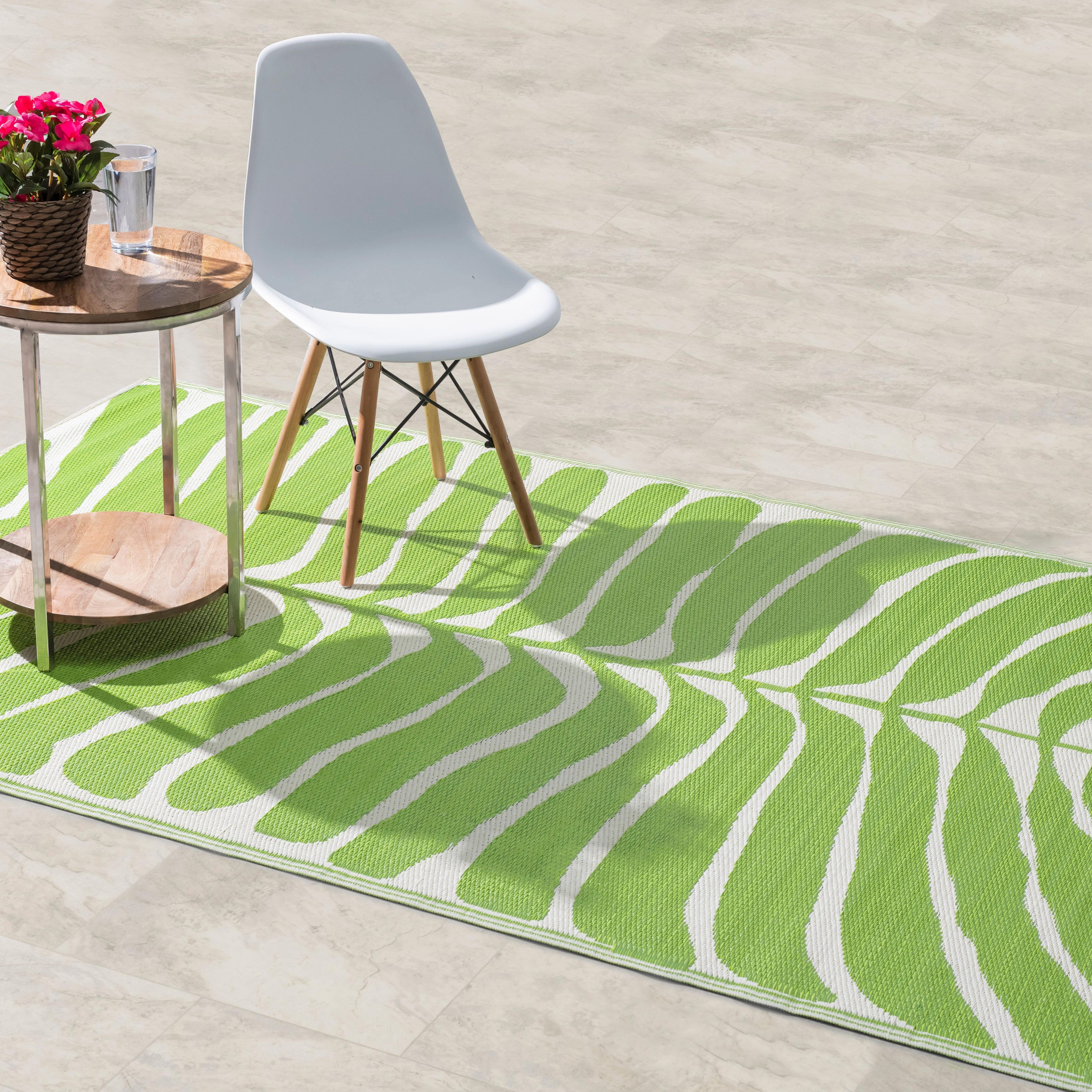 Hilo - Green Reversible Outdoor Rug for Patio