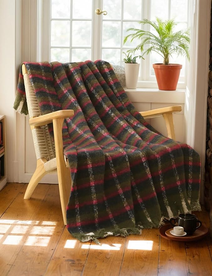 Vintage Plaid Throw Blanket - 50" x 60" Green
