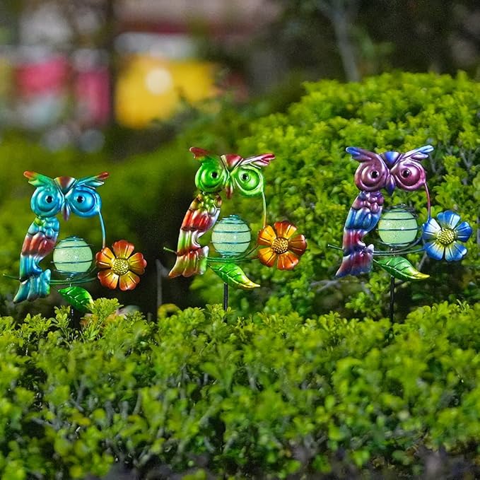 Set of 3 Decorative Garden Stakes - Glow in The Dark Owls