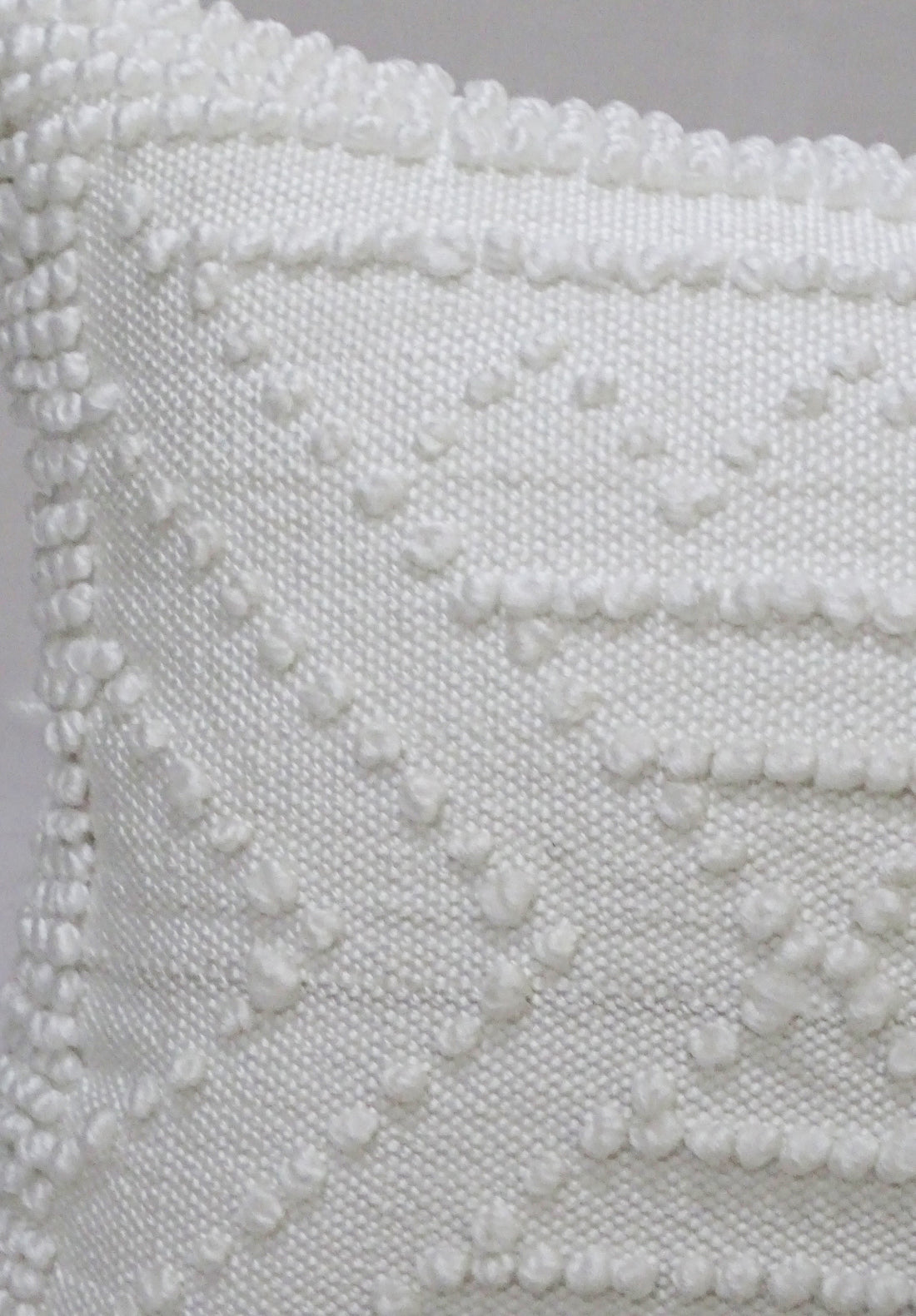 Starla Indoor/Outdoor Pillow - 18 x 18