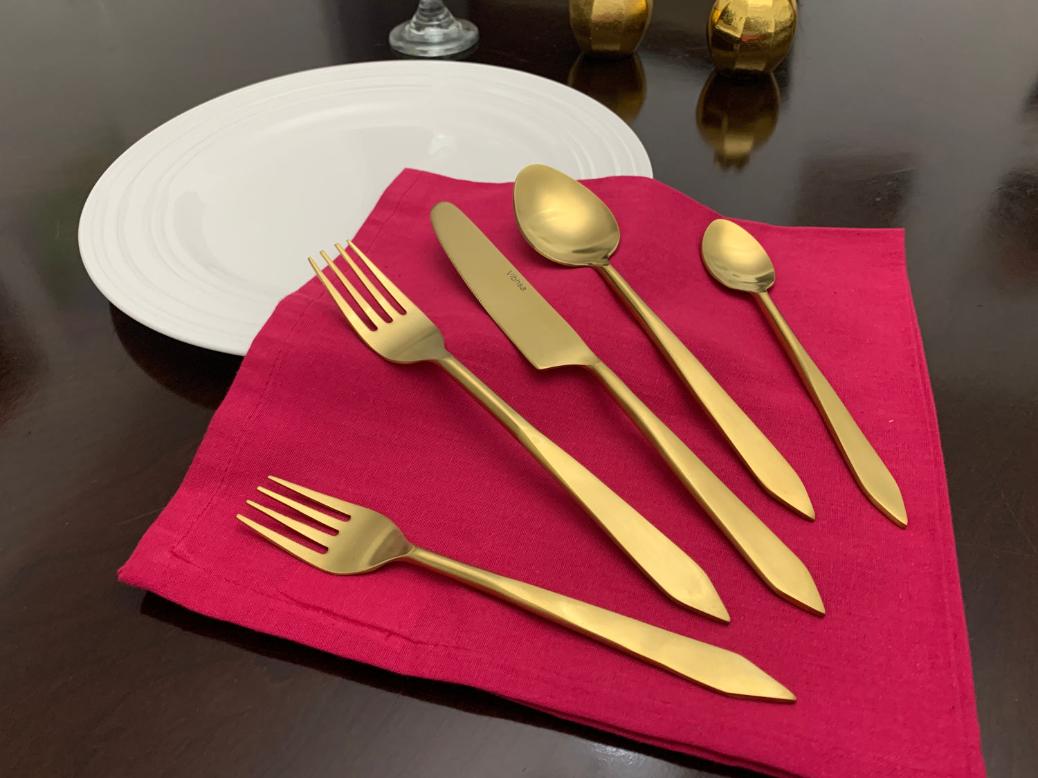 Gold Flatware Set - 20 Piece