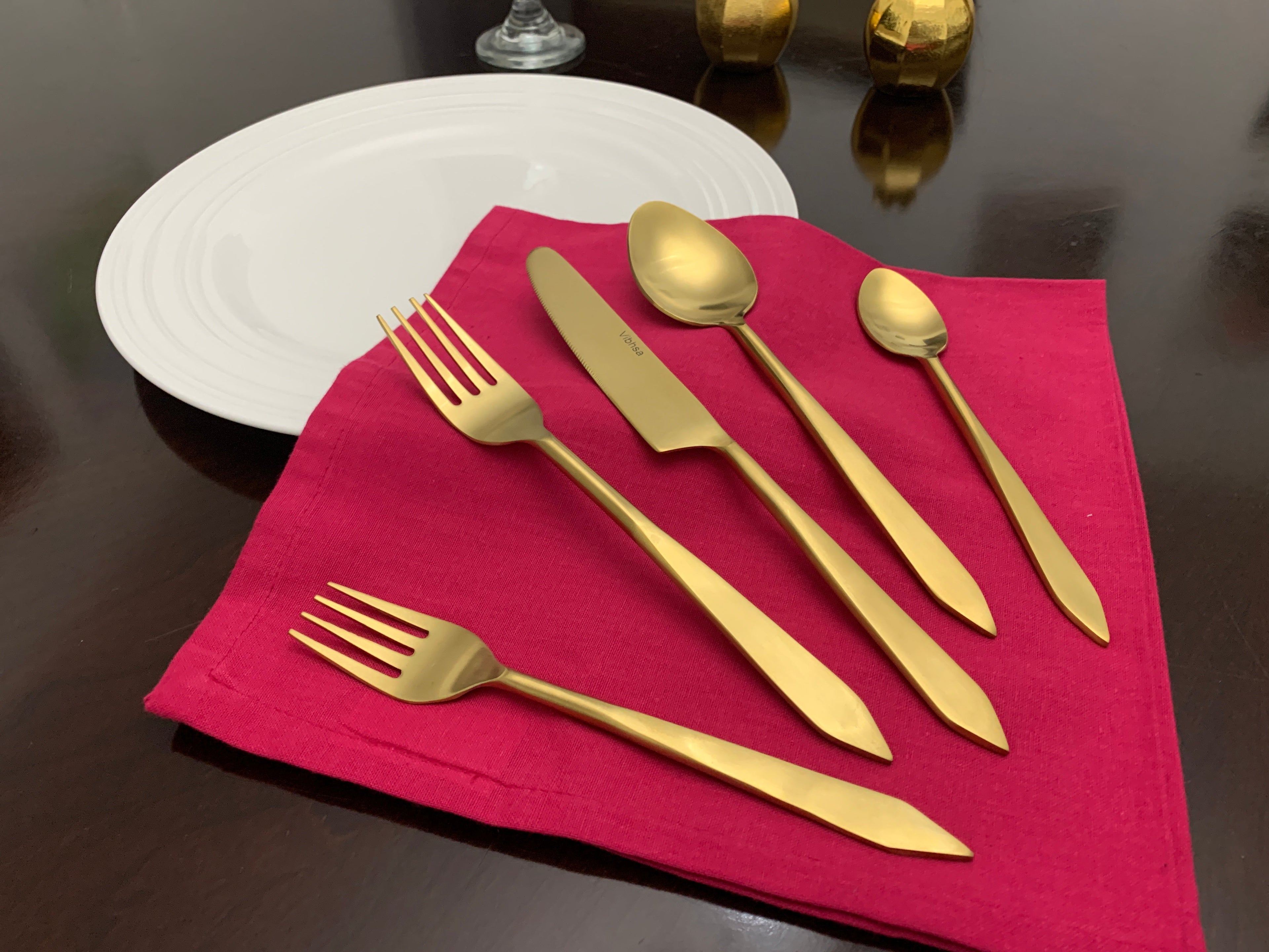 Gold Flatware Set - 20 Piece