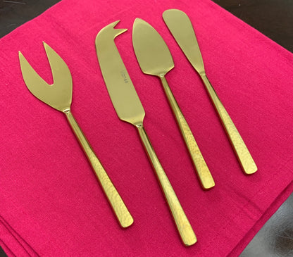Set of 4 Stainless Steel Hammered Cheese Knives in Gold