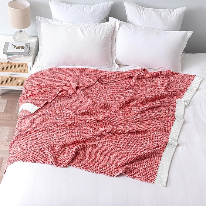 MIULEE Super Soft Throw Blanket in Red
