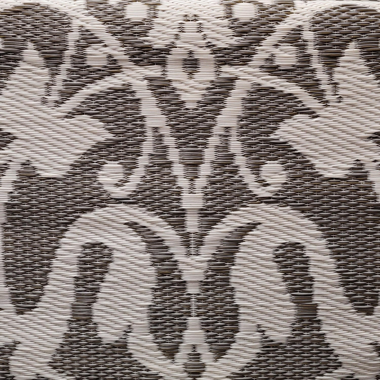 Wrought Iron Cool Grey Reversible Outdoor Mat