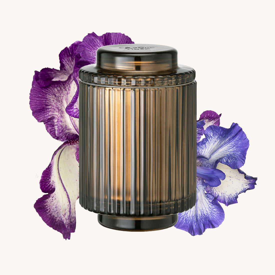 Amélie – Hearth &amp; Velvet Flames 11oz Candle