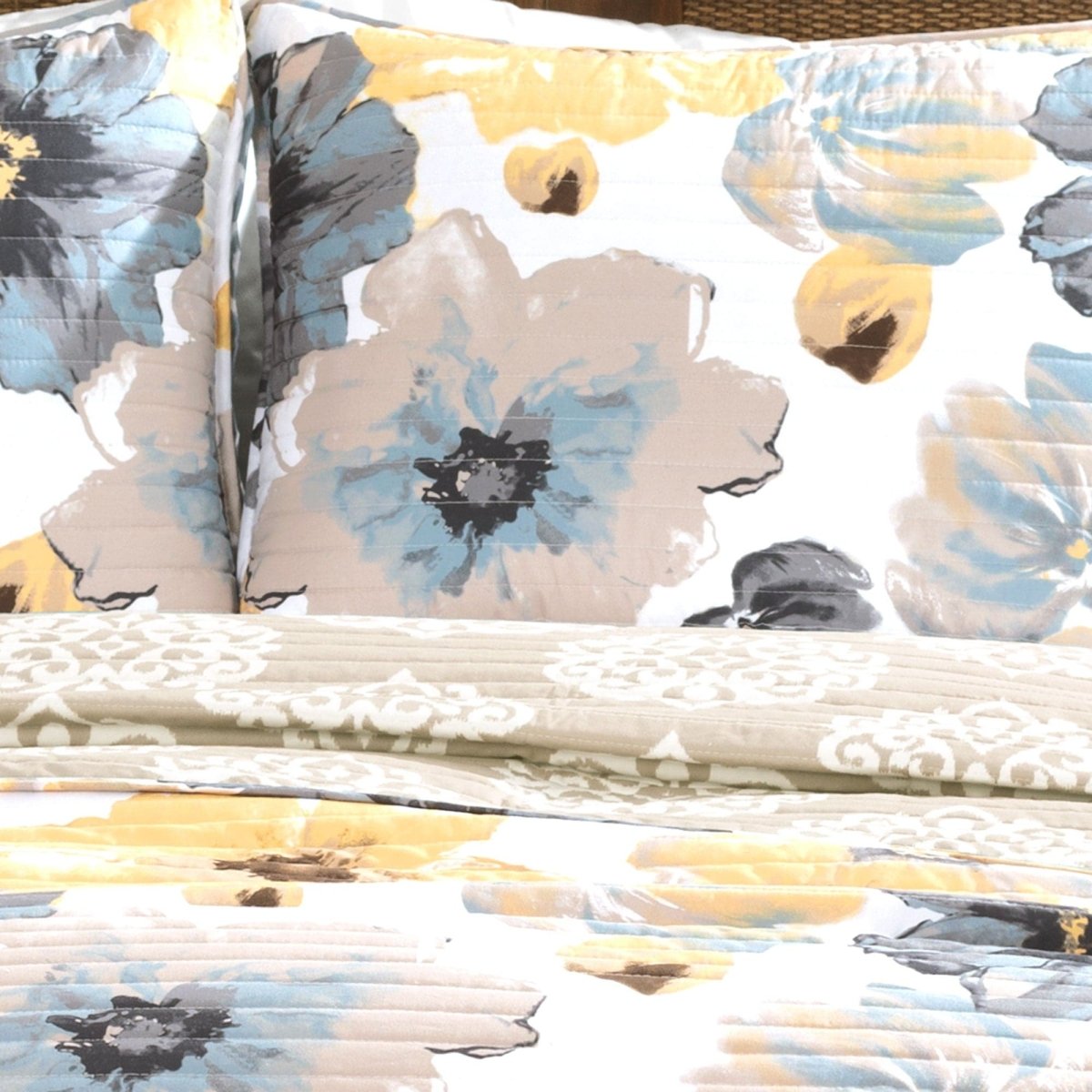 Leah 3 Piece Reversible Quilt Sets - 5 Colors