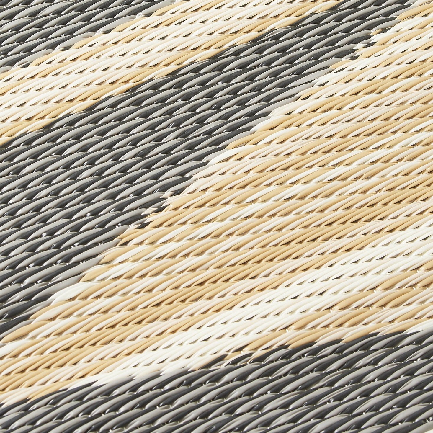 Cairo - Natural/Black Reversible Outdoor Rug