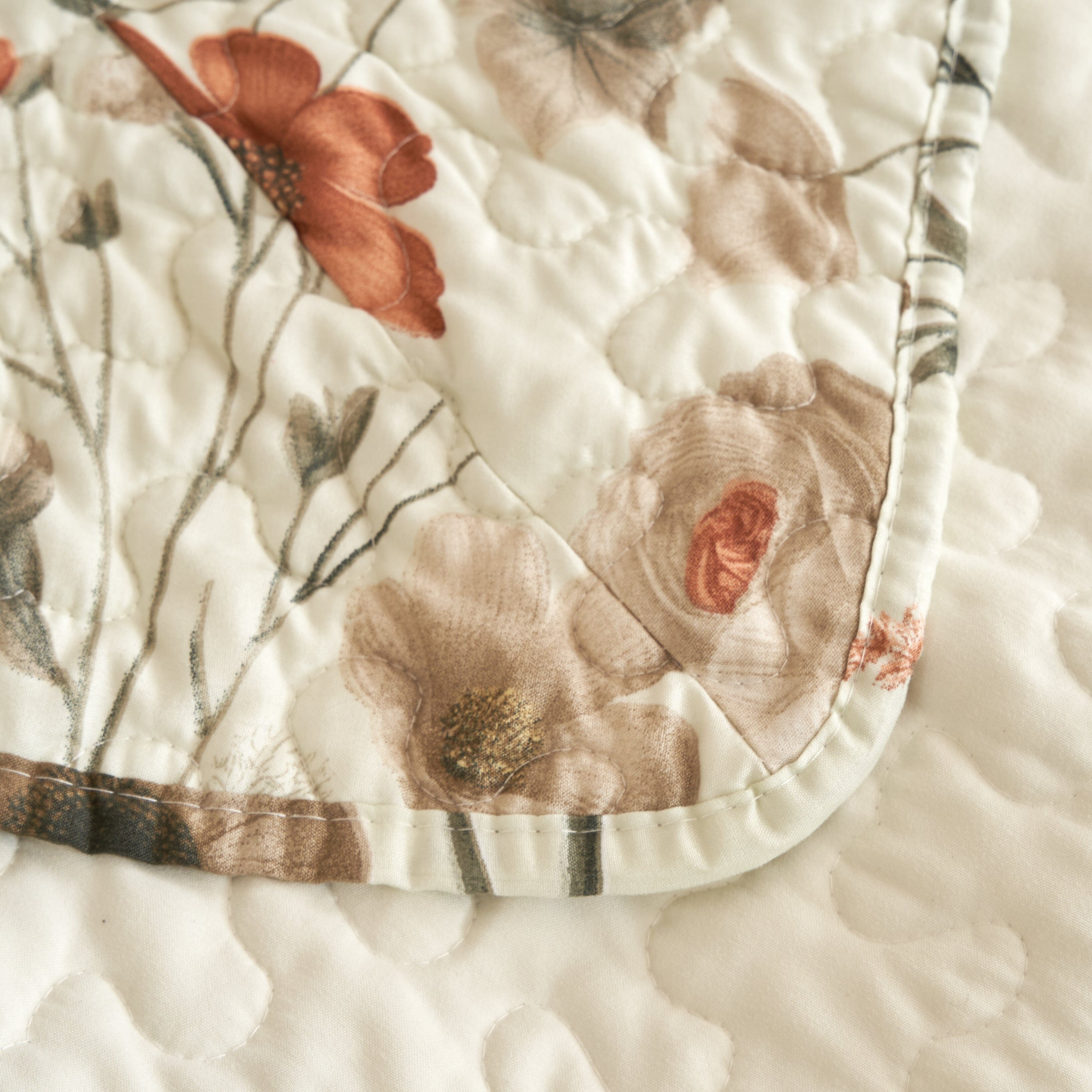 Bed in a Bag Quilted Bedding Set - Enchanted Meadow