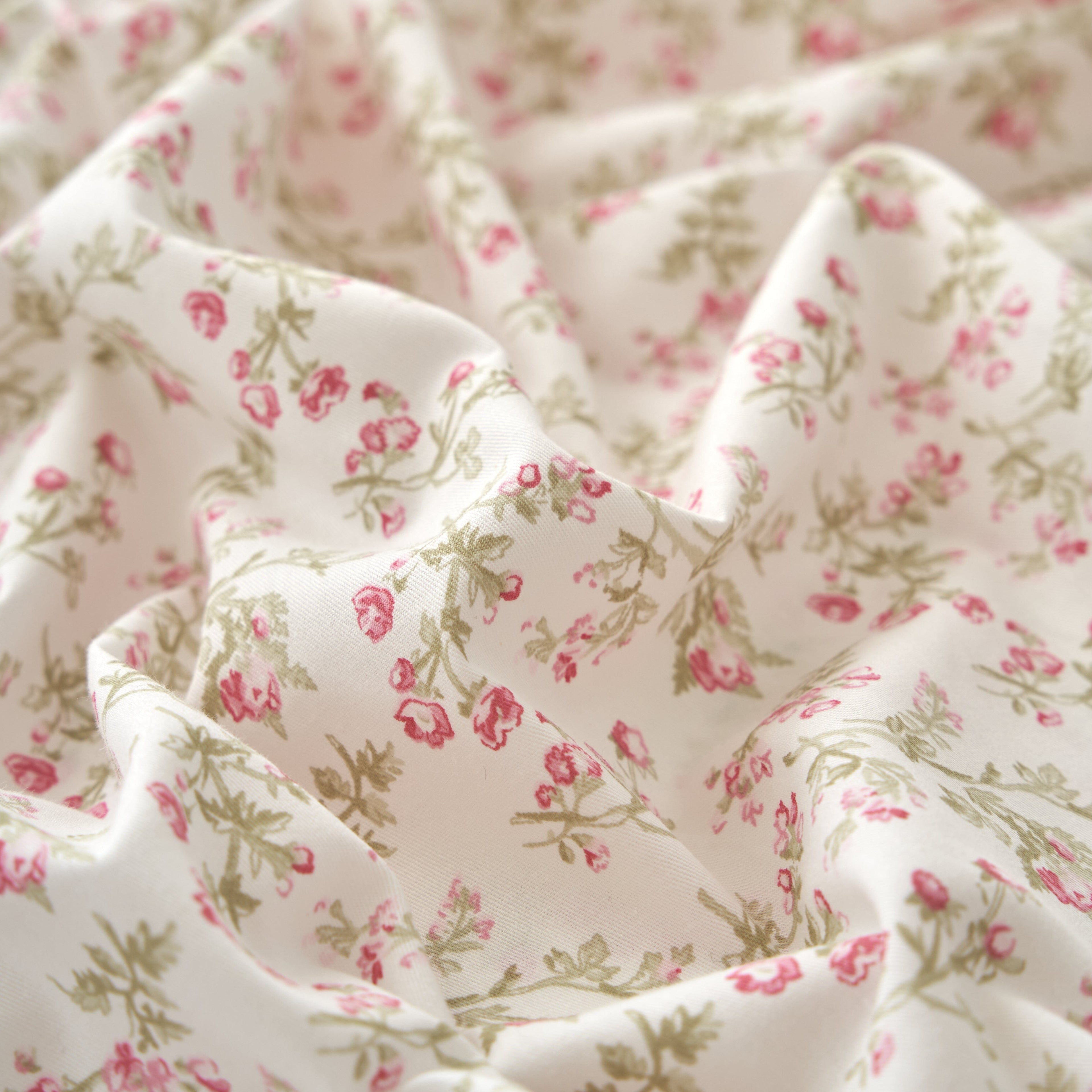 100% Cotton Coquette Sheet Set - Dainty Floral
