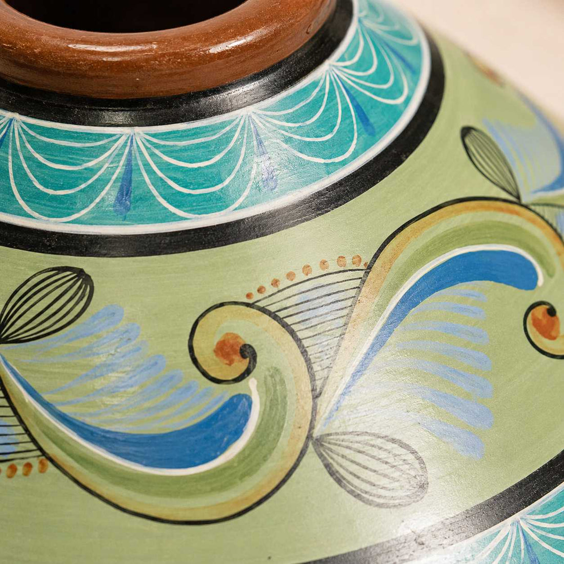 Green Churumbela Vase