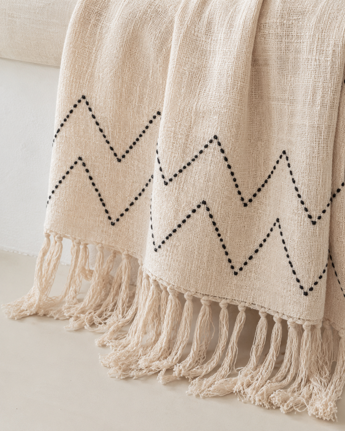 Hand Loomed Cotton Blanket in Black Motif