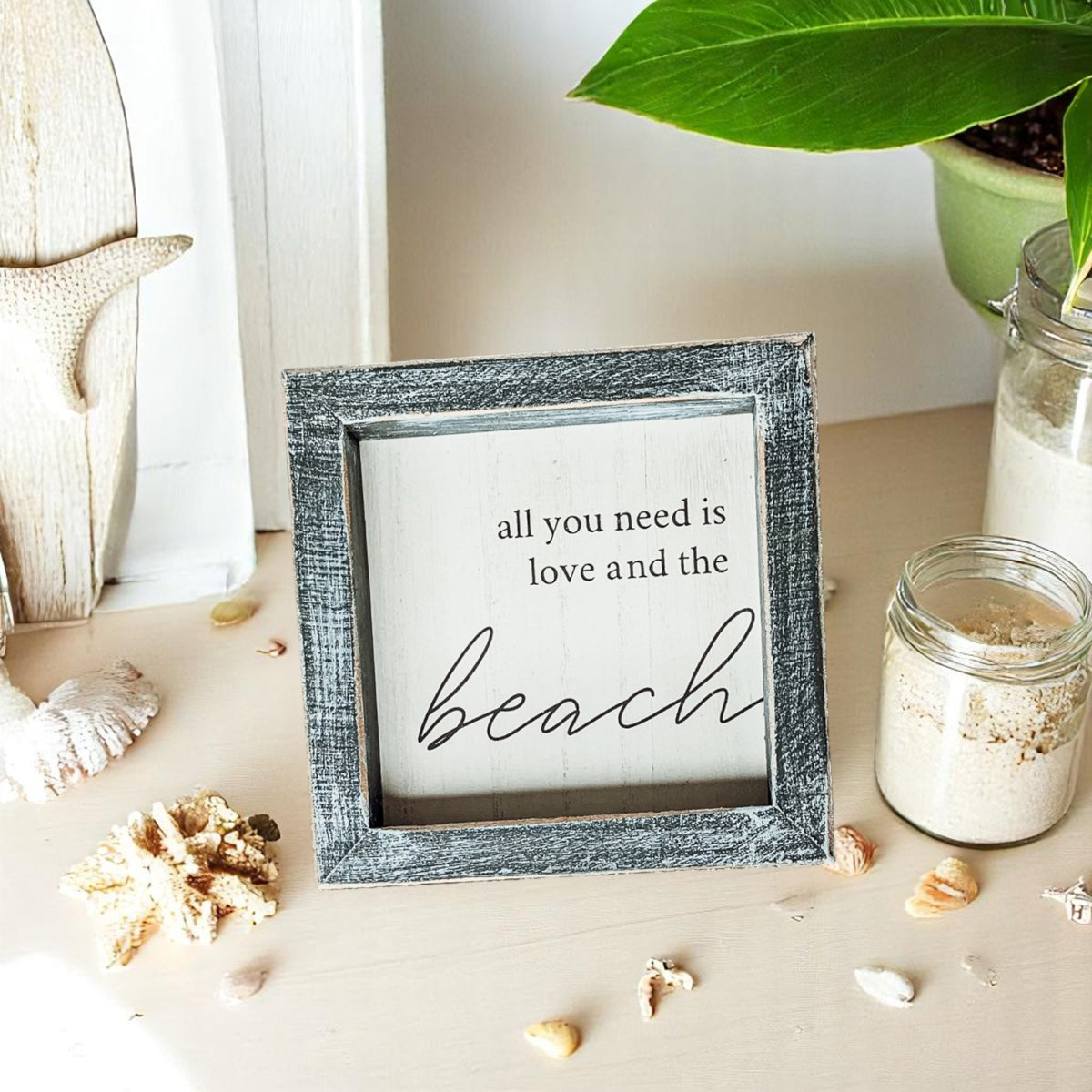 Love &amp; Beach Sign
