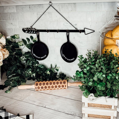 Hanging This Way Decorative Metal Arrow Wall Hooks