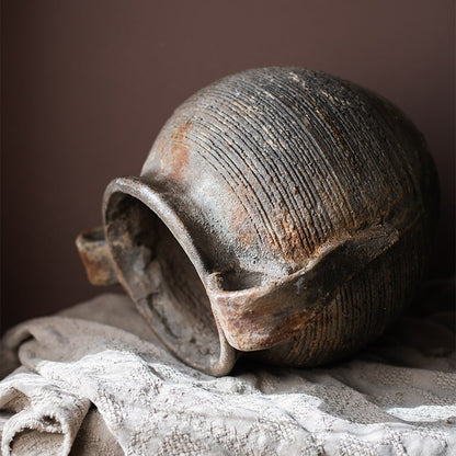 Restoration Ancient Jars in Different Styles
