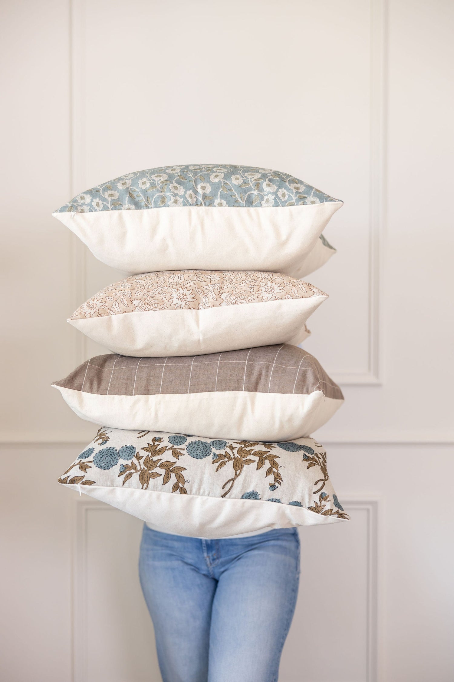 Bre Velvet Pillow Cover