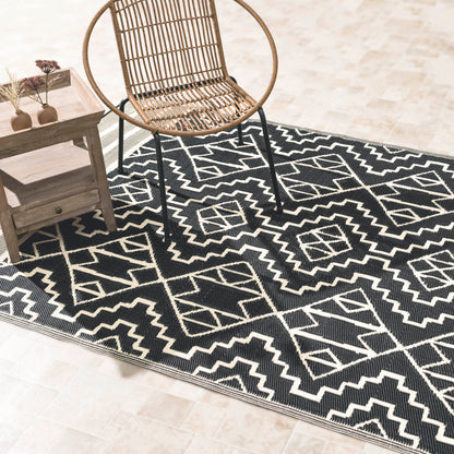 (SALE) Kilimanjaro - Black Reversible Outdoor Rug