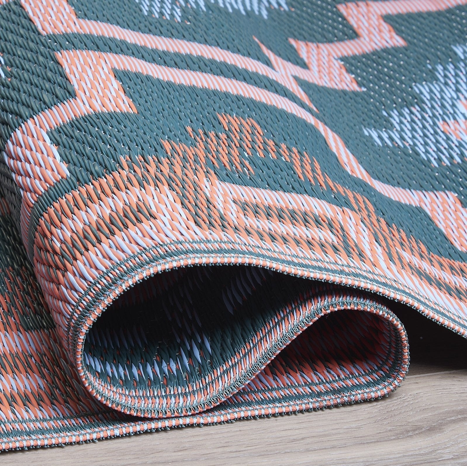 Lhasa - Reversible Outdoor Rug for Patio