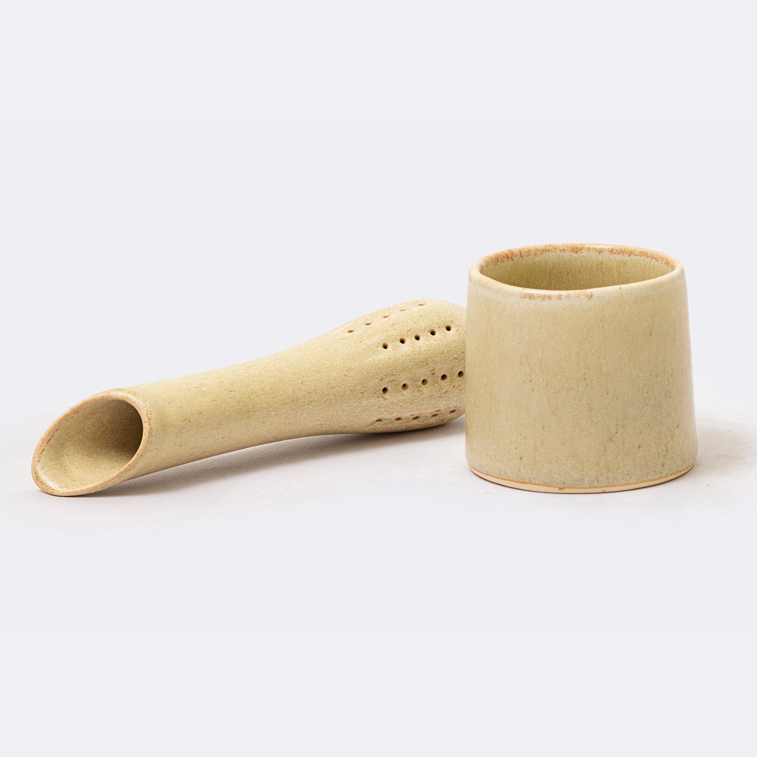 Alma Tea Infuser in Green/Sand/Cream