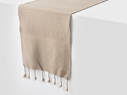 Niebla Table Runner