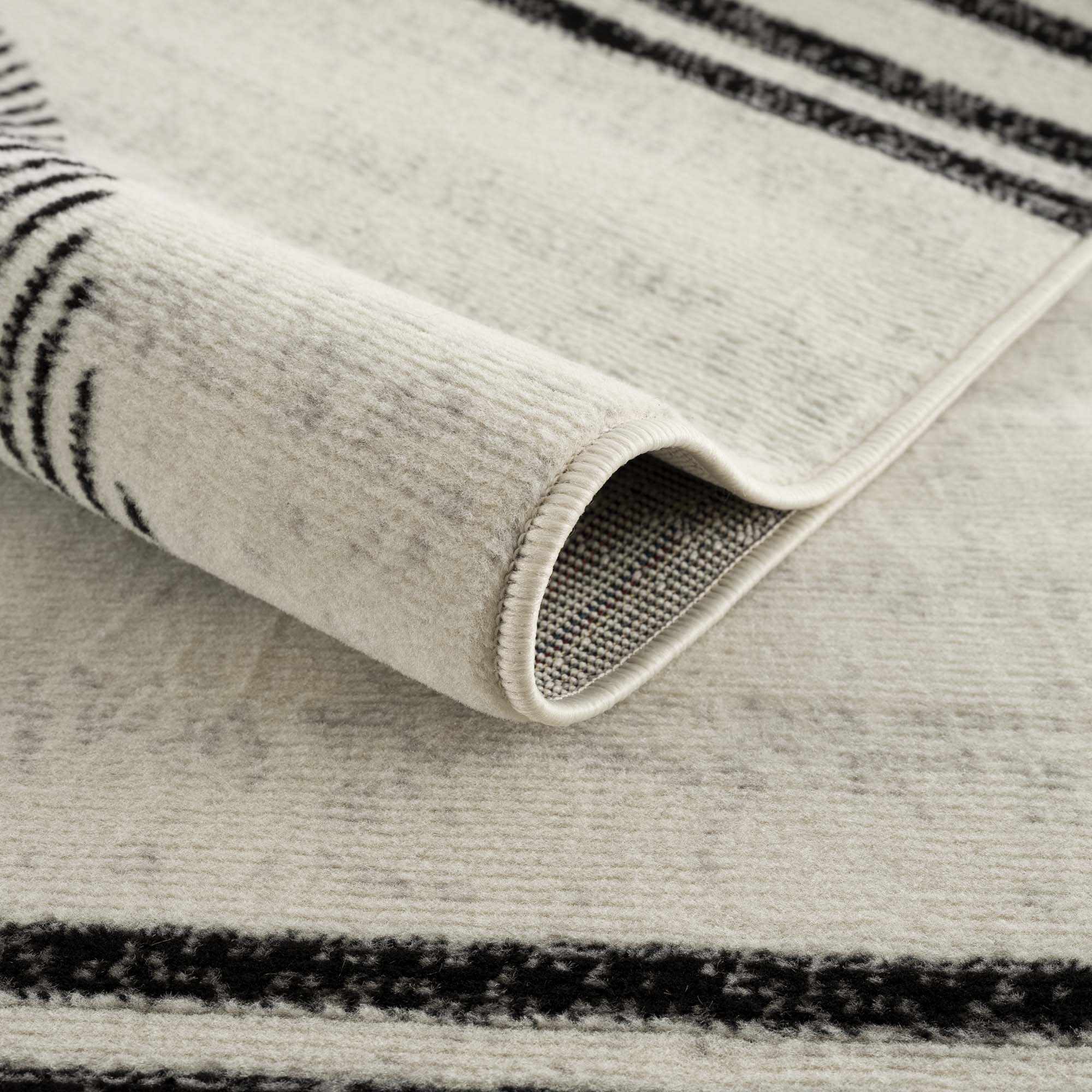Angus Black&amp;White Geometric Area Rug